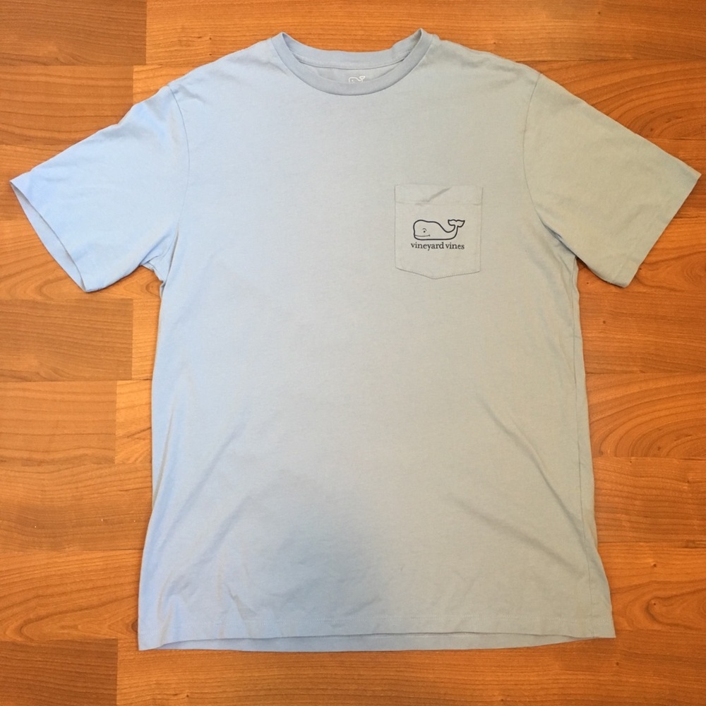 Vineyard Vines • Essential T-Shirt • (Size M)